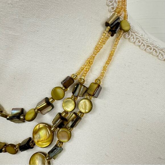 Yellow Green Hawaiian Shell Multi Strand Necklace Polished Beads Jewelry - Picture 5 of 8